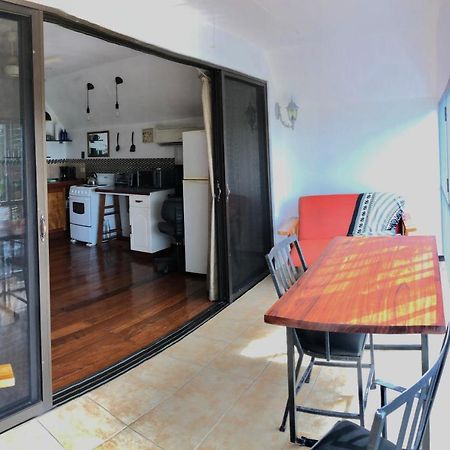 Cockatoo Studio Apartments Manuel Antonio Bagian luar foto